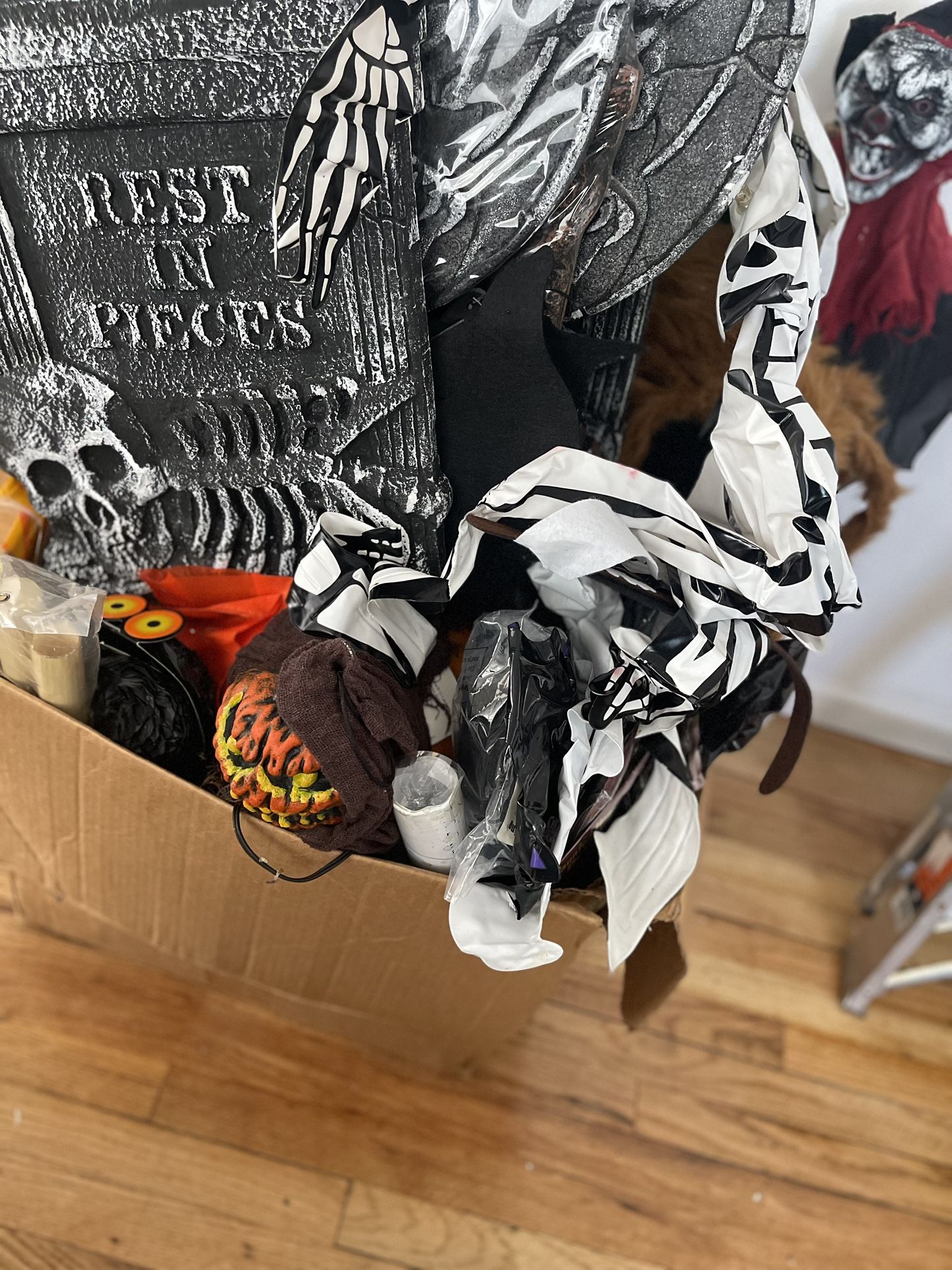 Halloween Or Orange Decor Box 