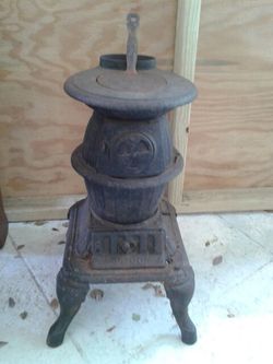 Rare Antique UMCO #28 POT BELLY STOVE for Sale in Boca Raton, FL - OfferUp