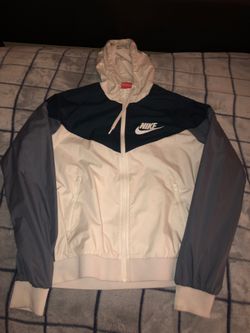 Nike windbreaker