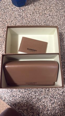 Burberry Shades