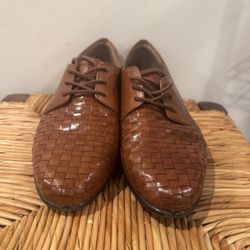 Trotters Brown Woven Leather Flats Size 8.5