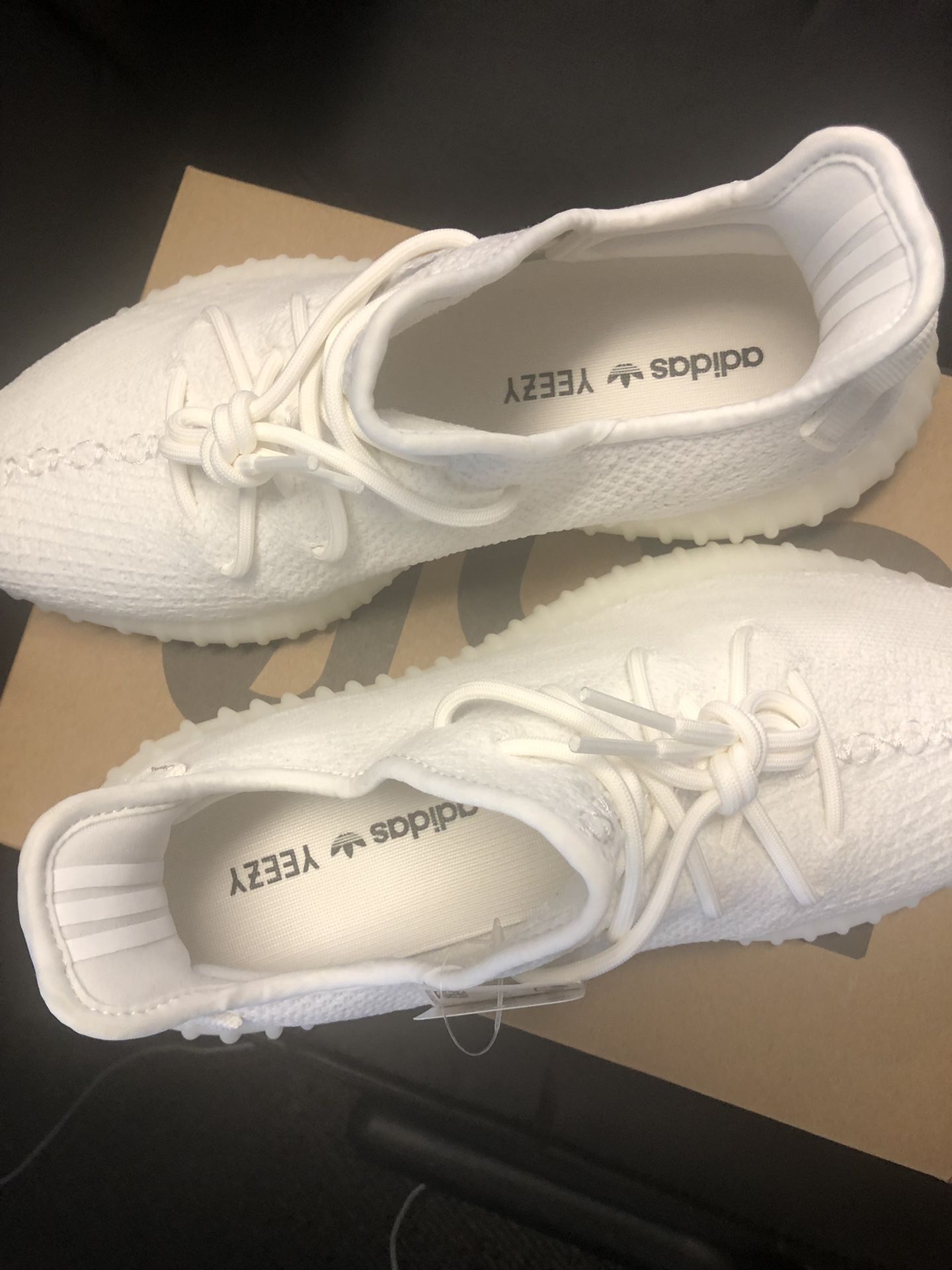 DS Adidas Yeezy Boost 350s Triple White size 10