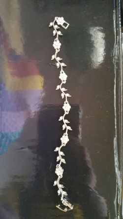 beautiful bracelet from ICY