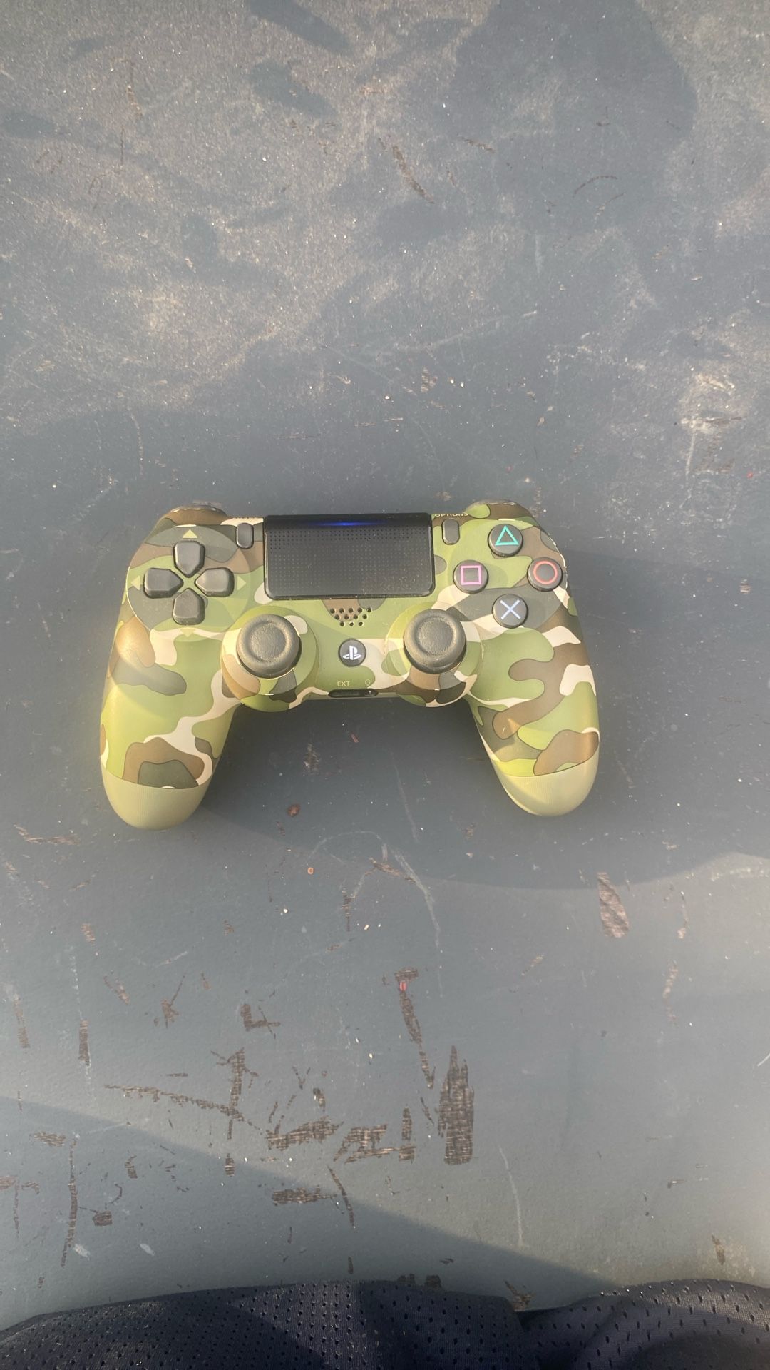 PS4 Camo Controller