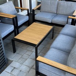 7 Piece Patio Furniture Set Brand New 