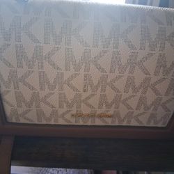 Michael Kors Bags New