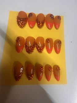 Press On Nails. Read Description