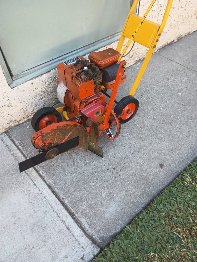 Mclane Edger for Sale in Lakewood, CA OfferUp