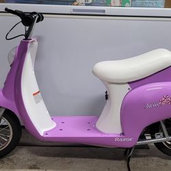 Razor 24v Pocket Mod Betty Electric Scooter