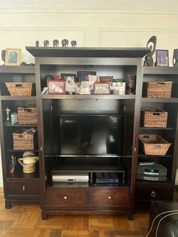 Free Wall unit