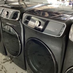 Samsung Flex Washer & Dryer Set.