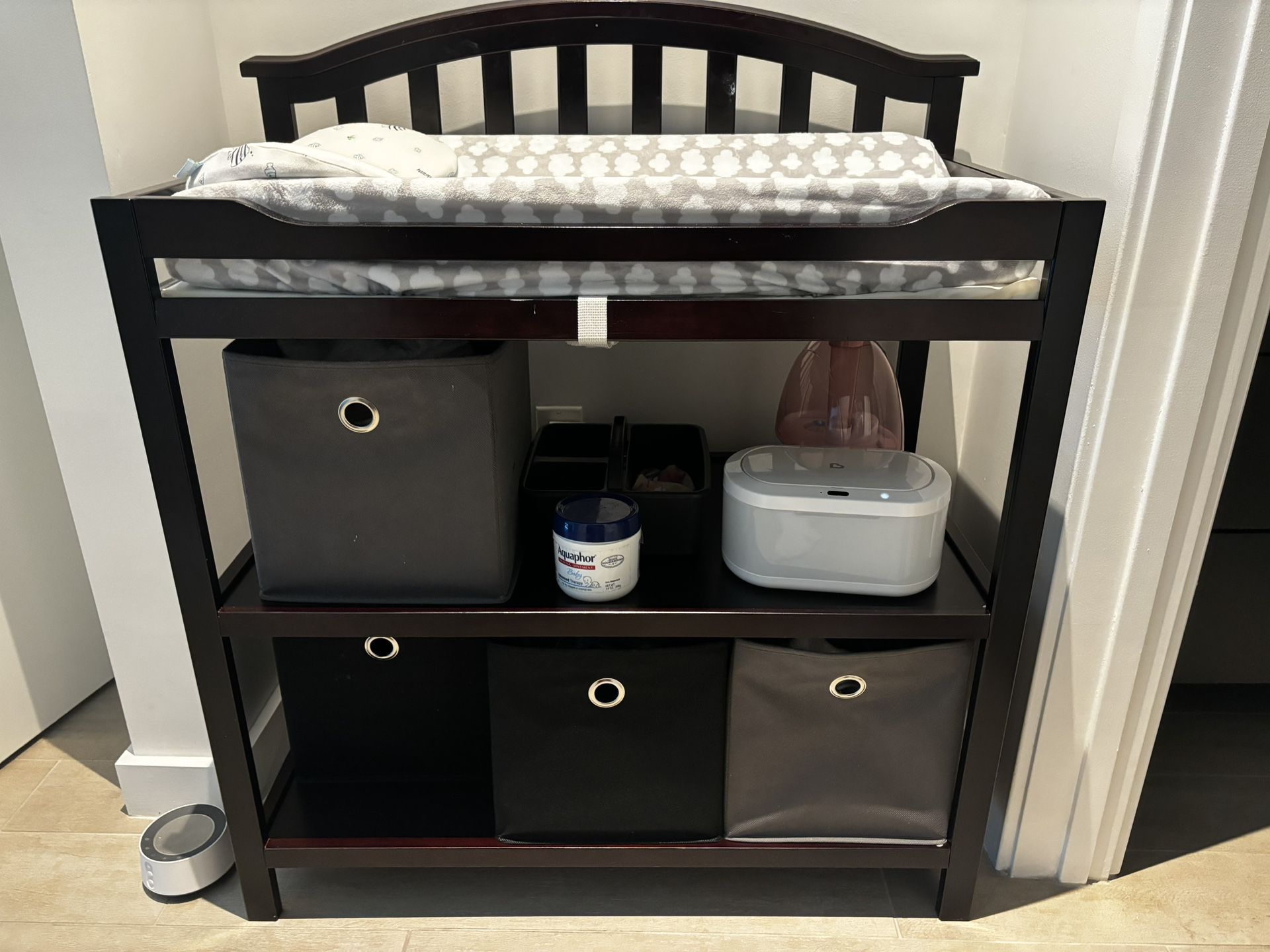 Changing Table With Cubicles