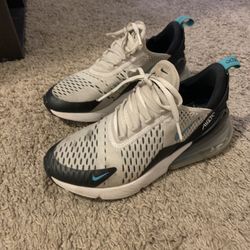 Nike Women’s Youth Size 5