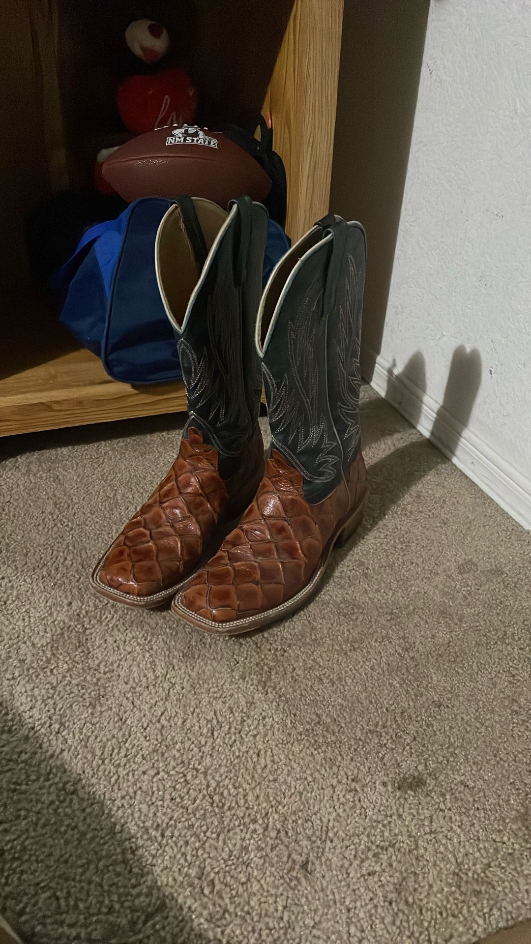Fish Scales boots