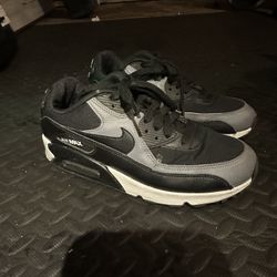 Nike Air Max Size 6
