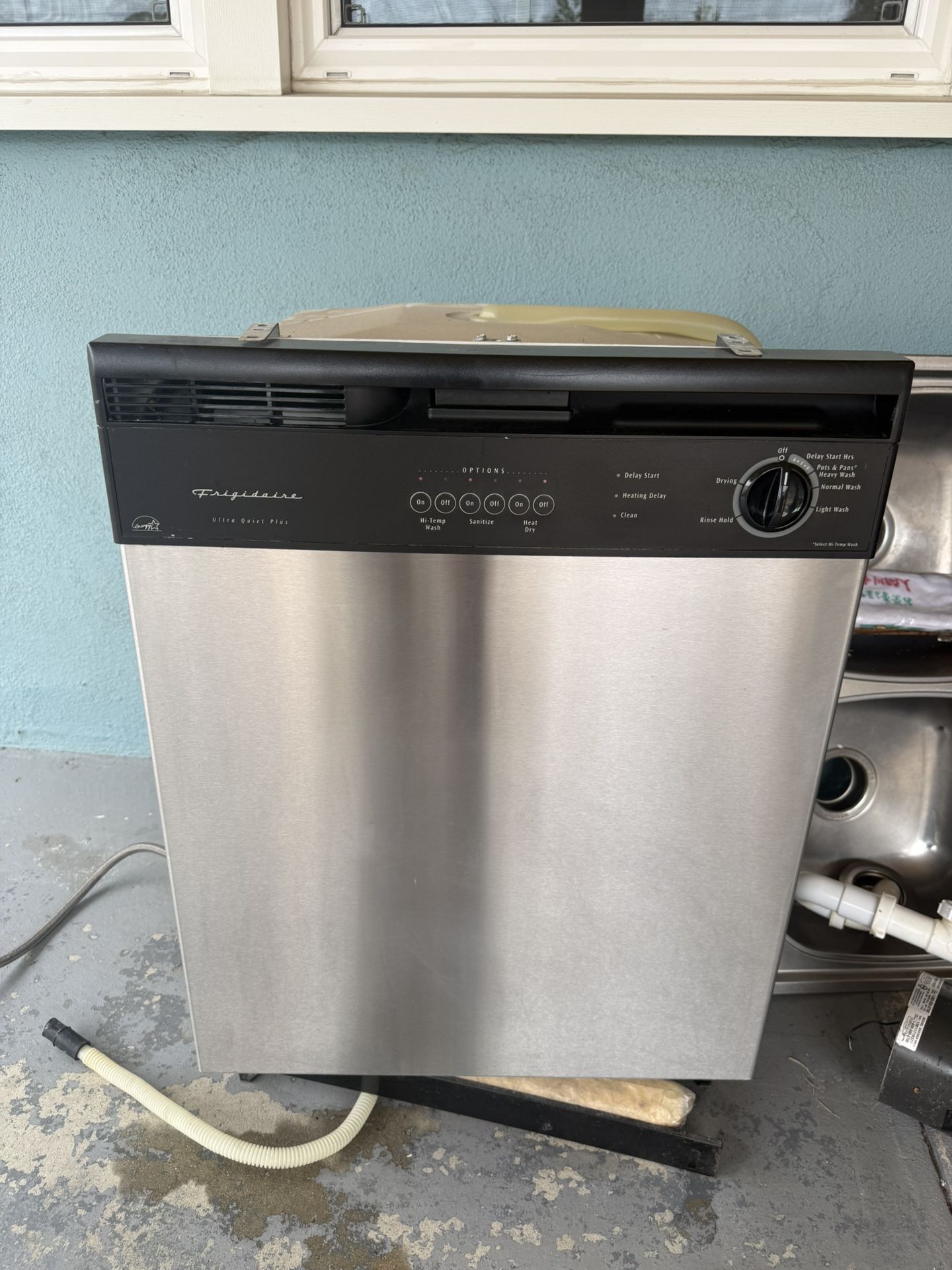Frigidaire Dishwasher