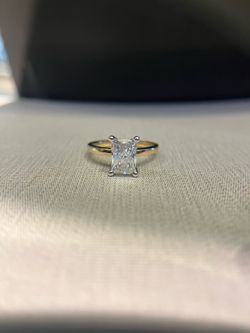 2 TDW lab grown ring diamond 14 CW yellow gold engagement right