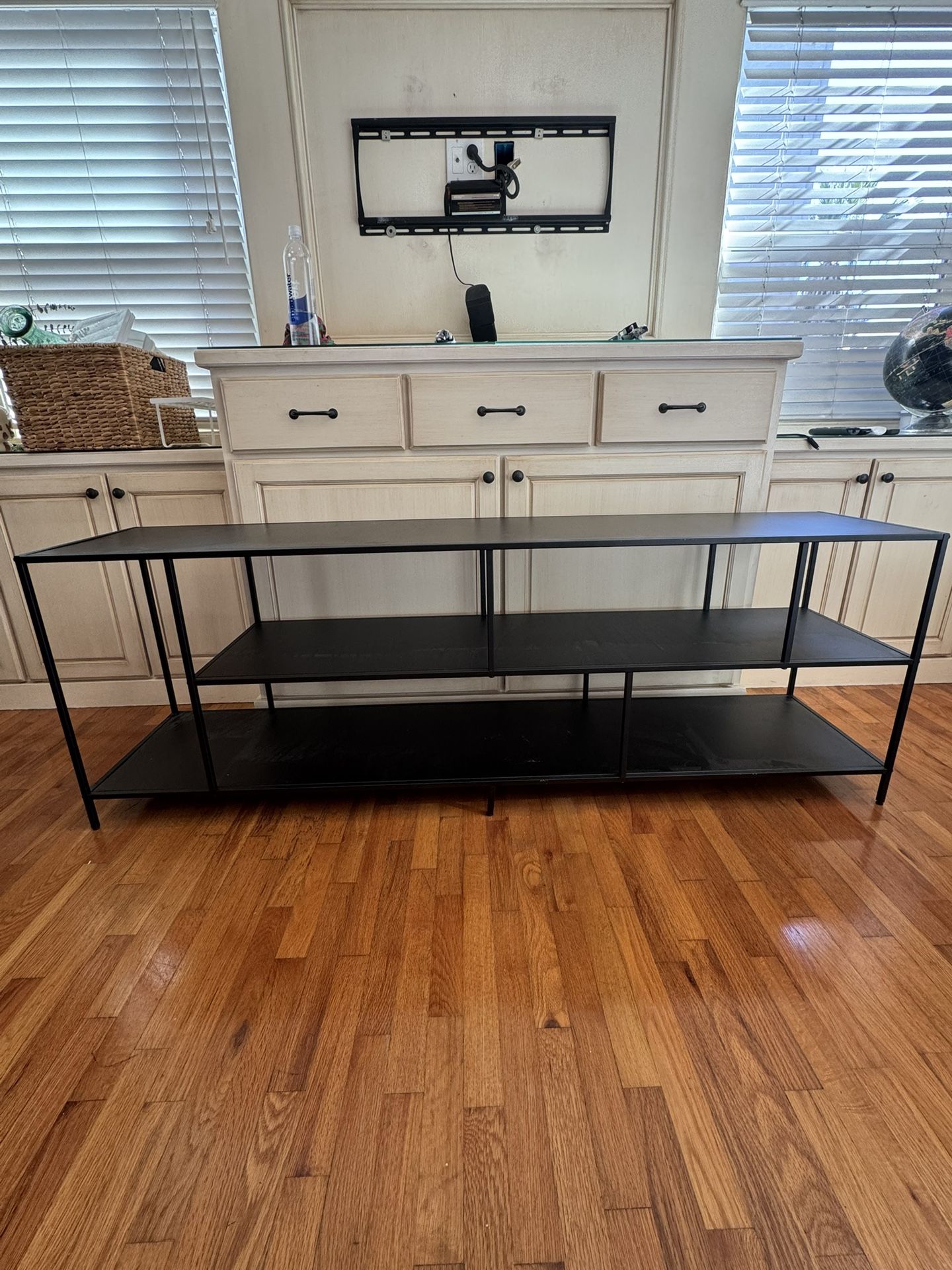 TV stand / Bookcase  