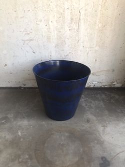 Plastic blue pot