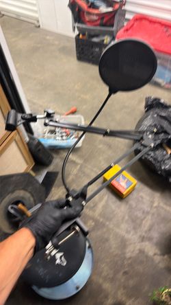 Microphone boom pop filter knock gear