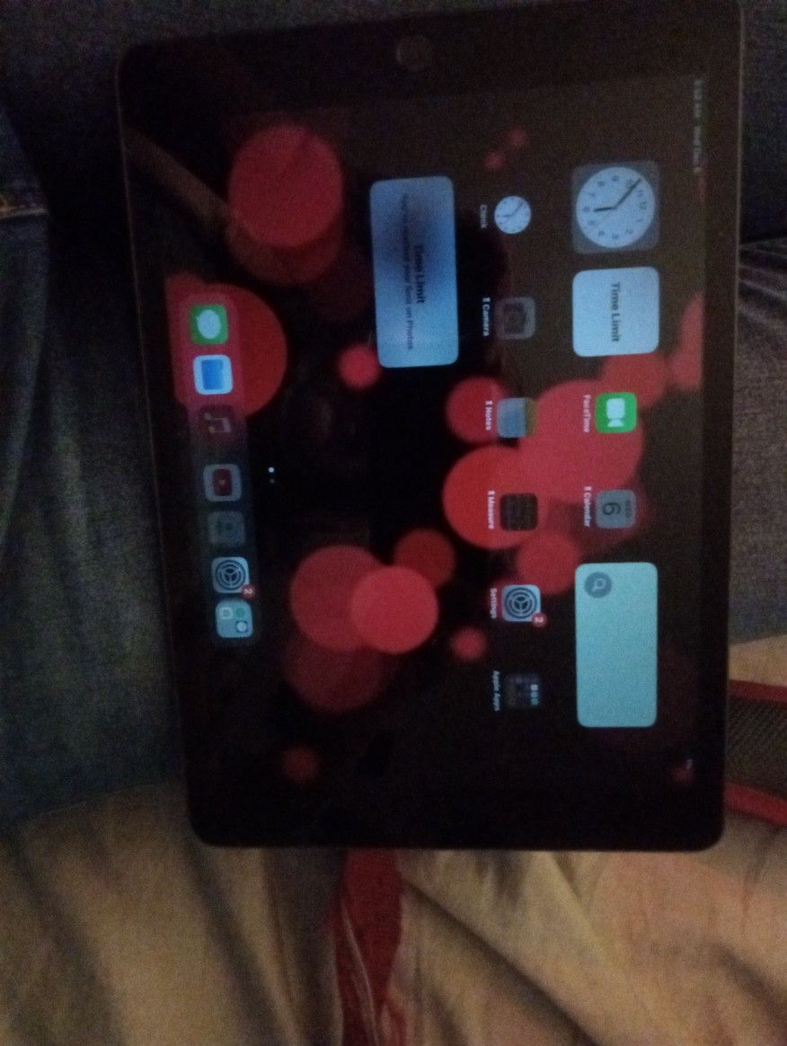 Apple iPad 7th Generation 