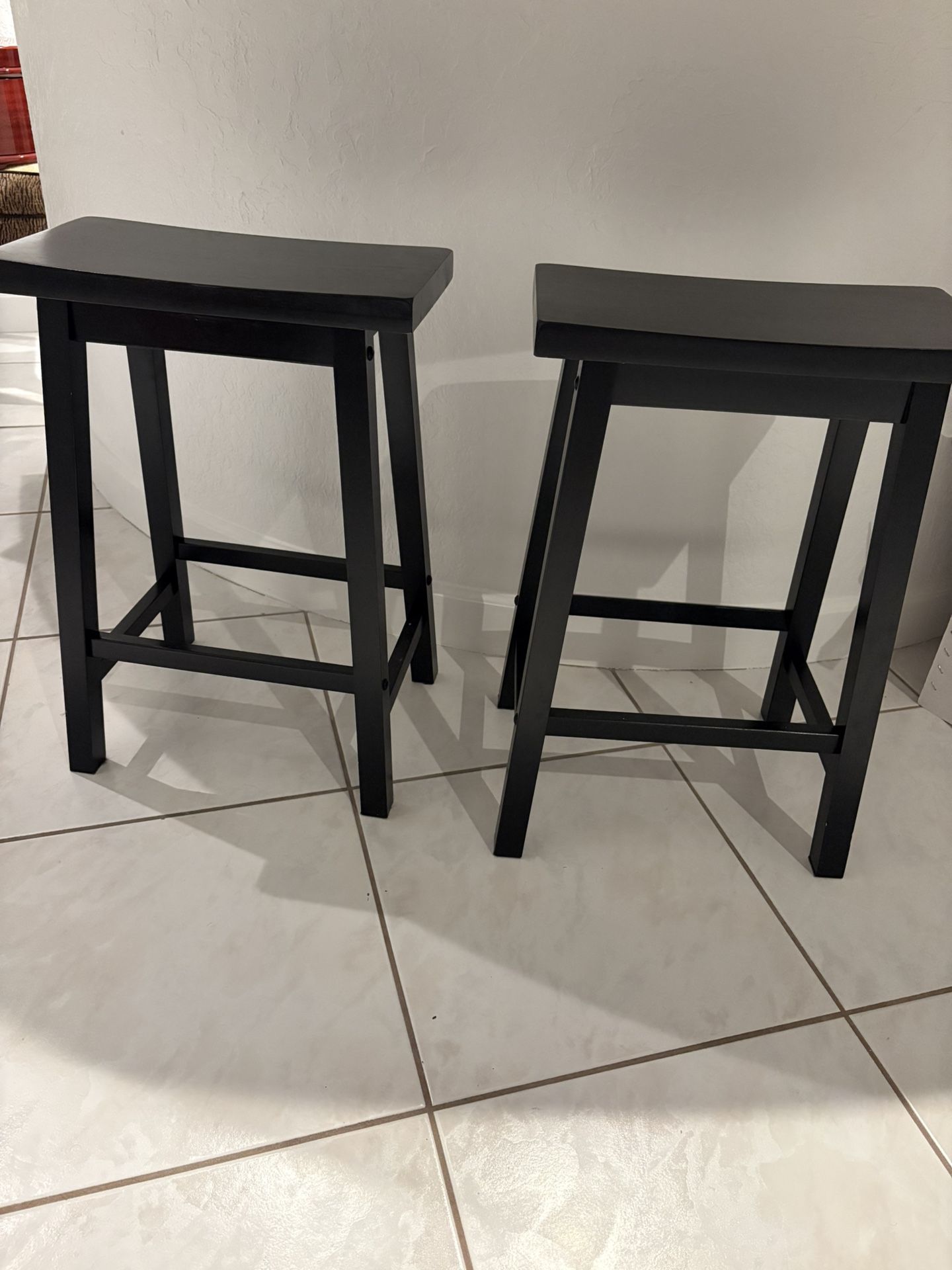 2 Dark Wood 24” Tall Espresso Brown Black Barstools. Saddle Seat Stool With Footrest For Island Bar Or High Top Table.  Great Pair Only $50 Cash. 