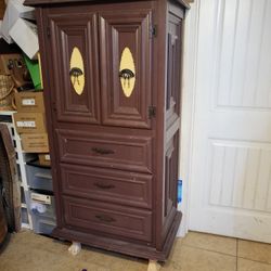 Vintage Dresser 