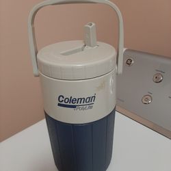 Coleman Polylite Beverage  Carry Jug