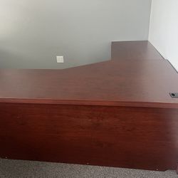 2 Piece Corner Desk With 2 matching Filing Cabinets 