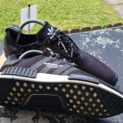 Adidas Nmd R1 Size 7