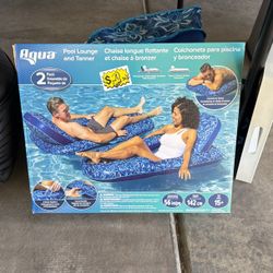 Pool Loungers