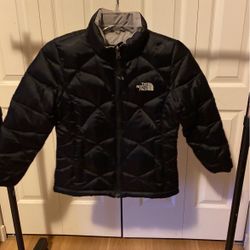 North Face Girls Medium Down Jacket