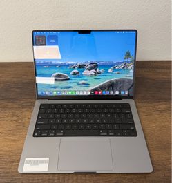 14" MacBook Pro M1 Max 10 Core*64GB RAM*1TB SSD