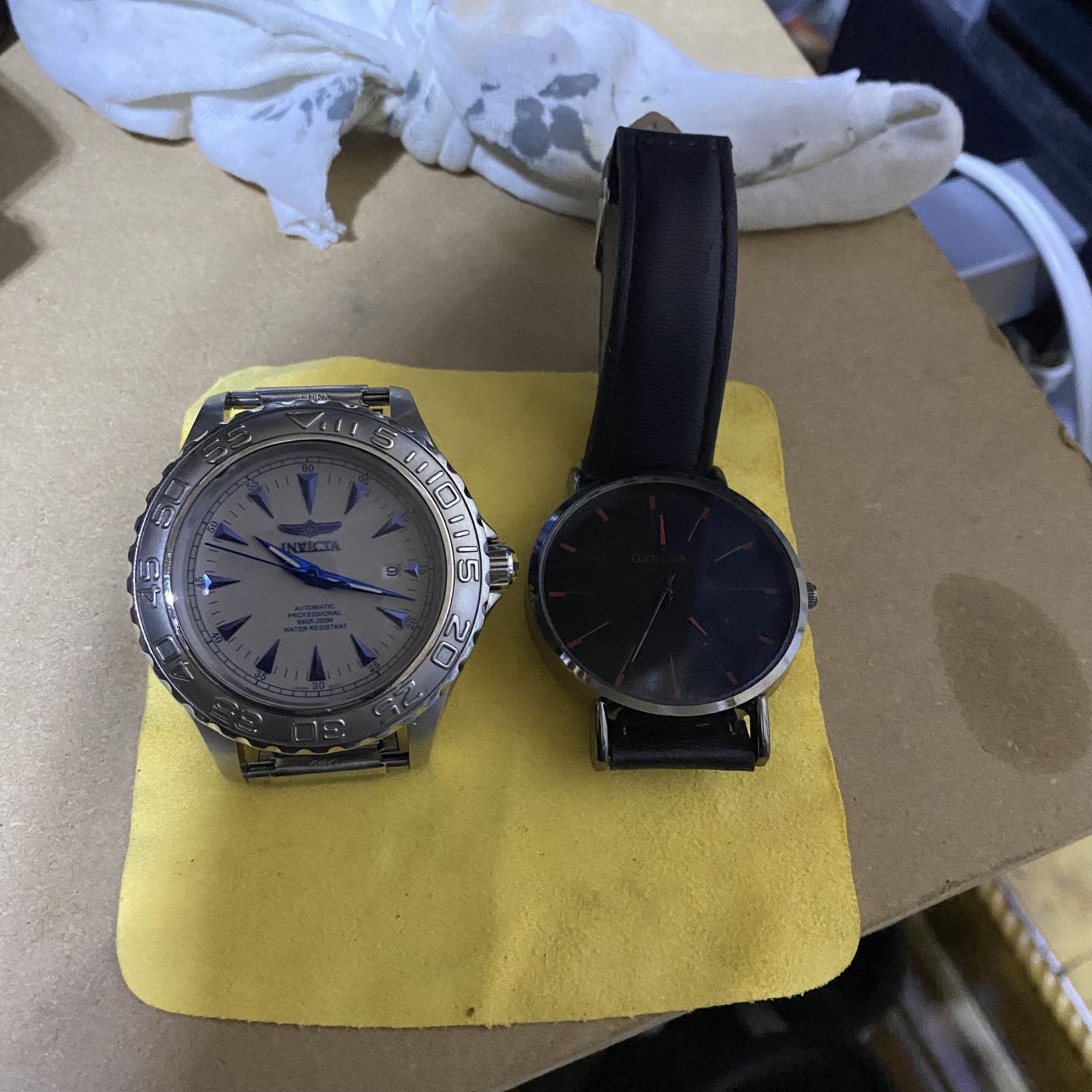 Invicta Divers Self Winding Watch And Free Anilog Watch Jewelry & Accessories