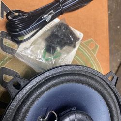 Bazooka 5.25” speakers for auto, new in box, never used, have wire and hardware that came with it.