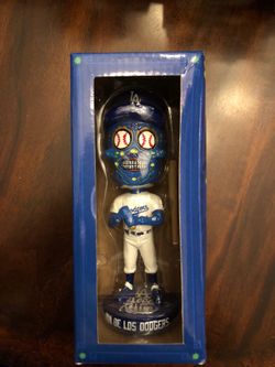 DIA DE LOS DODGERS BOBBLEHEAD DAY OF THE DEAD