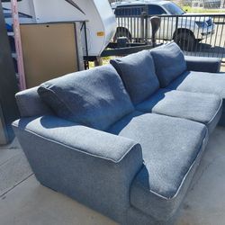 Blue Sectional Sofa With Chaise 
