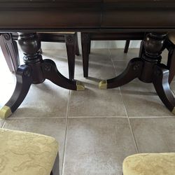 Beautiful Dining Room 