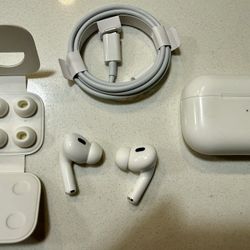 Apple AirPods Pro 2 - Lightning 