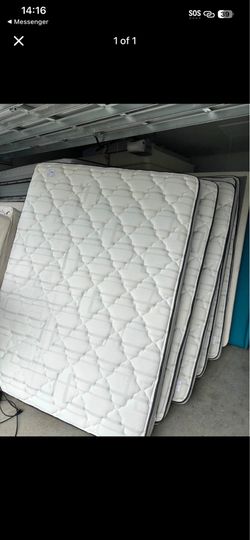 (1) One Marriott Queen 8” Mattress