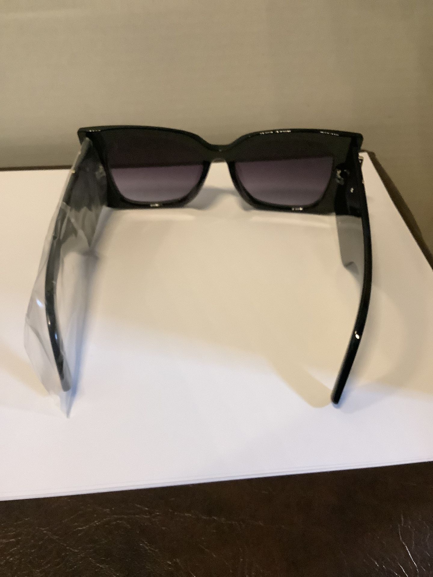 glasses