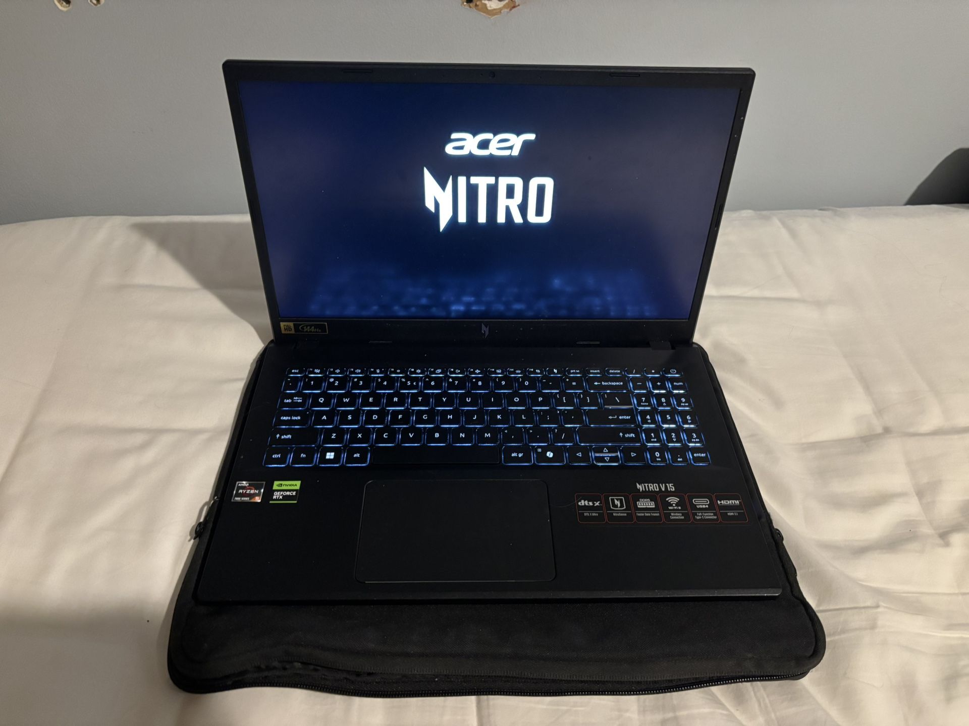 Acer Nitro V 15 Gaming laptop