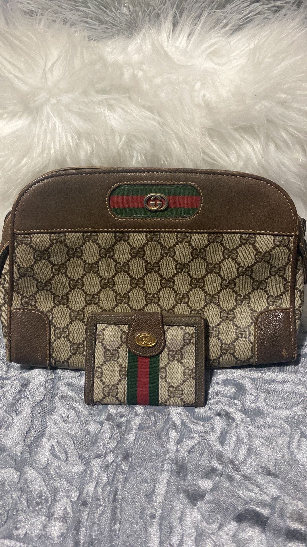 Authentic Gucci Crossbody With Matching Wallet