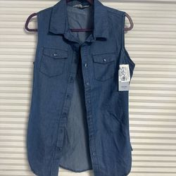 Brand New Size M, Pick Up Near Tully And Monterey Rd SJ CA 95112