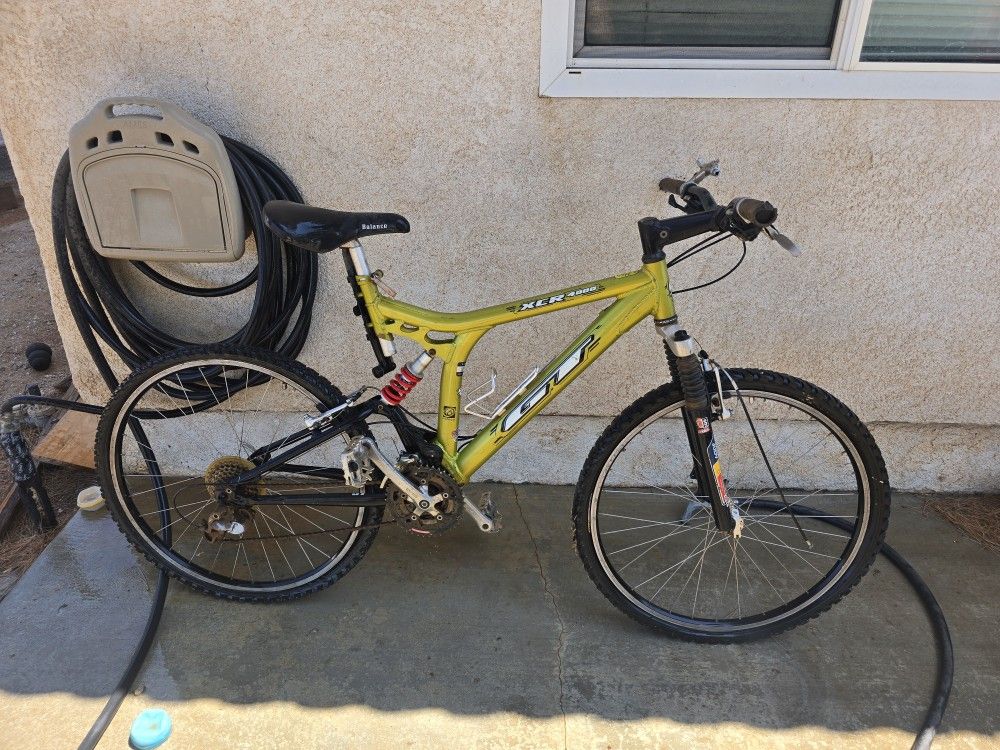 Older Gt Xcr4000