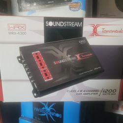 VARY NICE NEW 1200.4 AMPLIFIER 