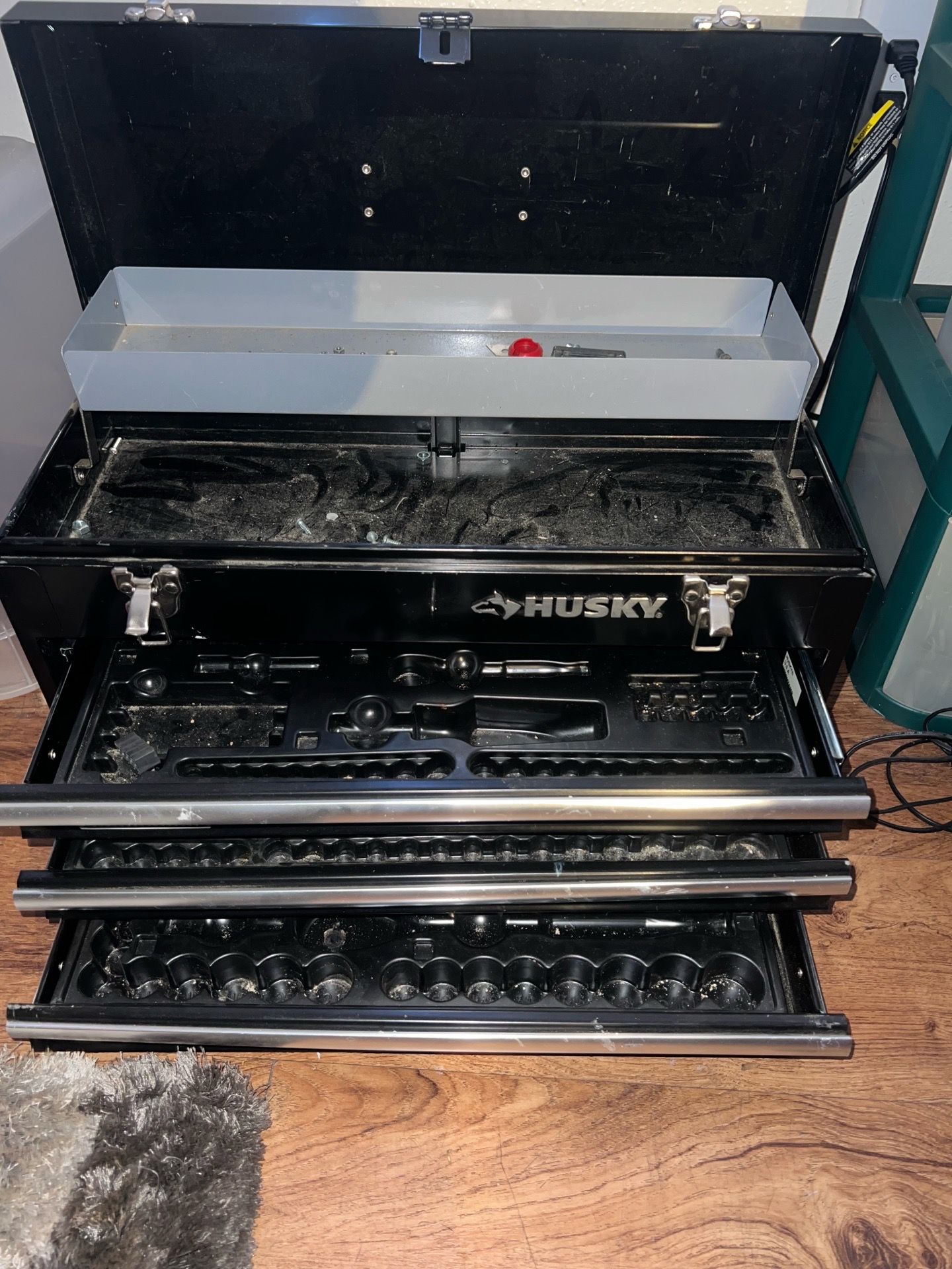 Husky tool box