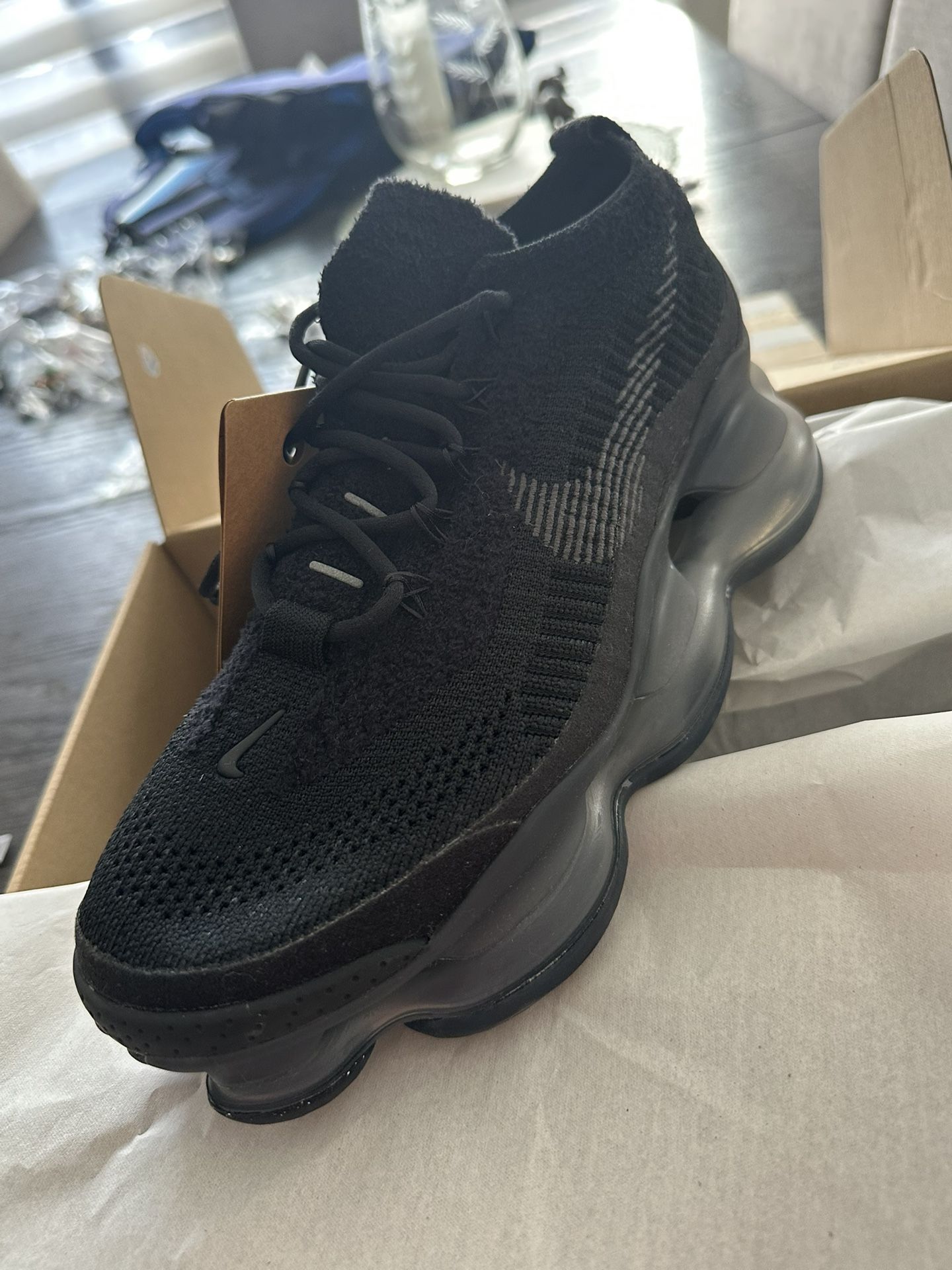 NIKE AIR MAX SCORPION FLYKNIT BLACK/ ANTHRACITE