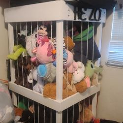 Stuffy Cage 