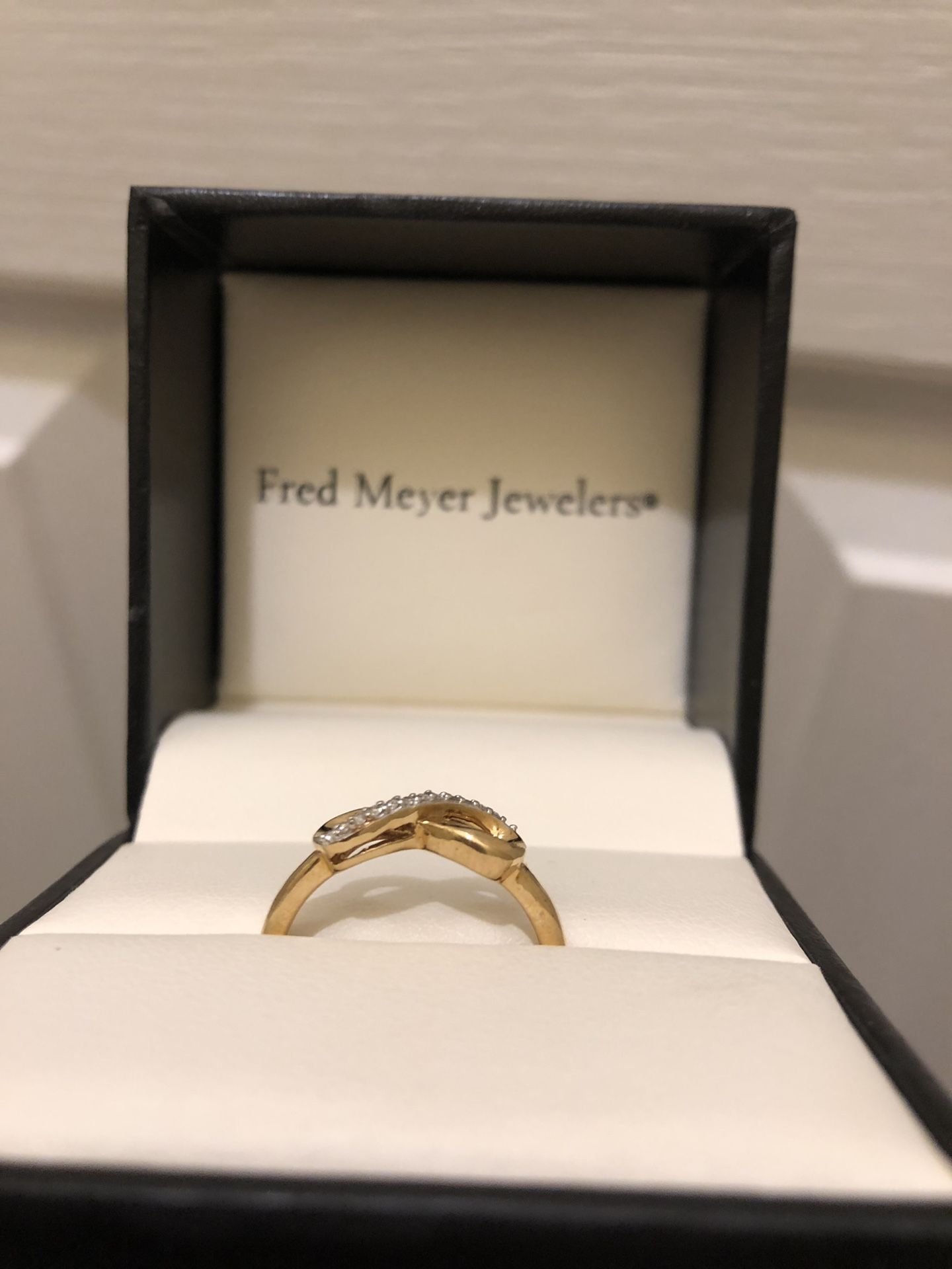 10k gold infinity ring